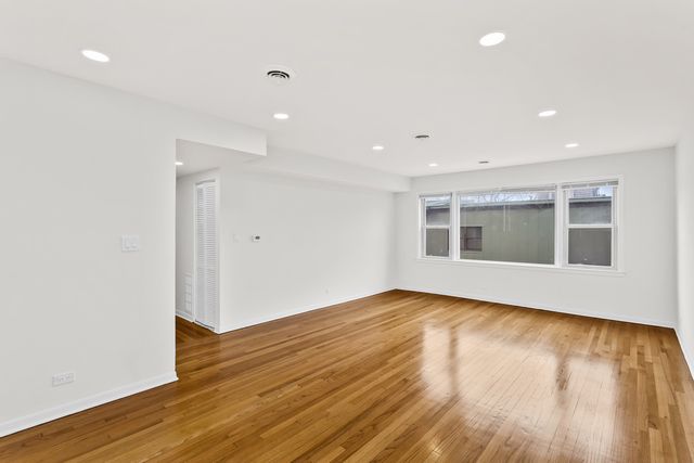 1100 Church Street 404, Evanston, IL 60201