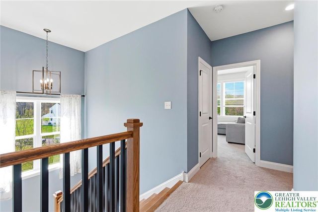 55 Alieh Court, Williams Twp, PA 18042