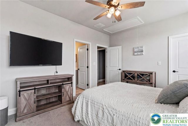 55 Alieh Court, Williams Twp, PA 18042