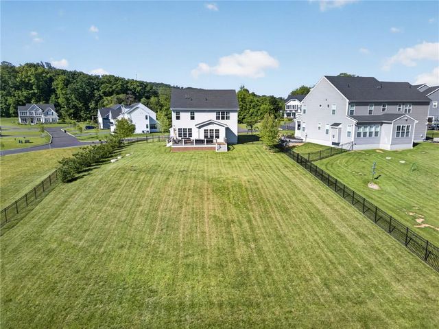 55 Alieh Court, Williams Twp, PA 18042