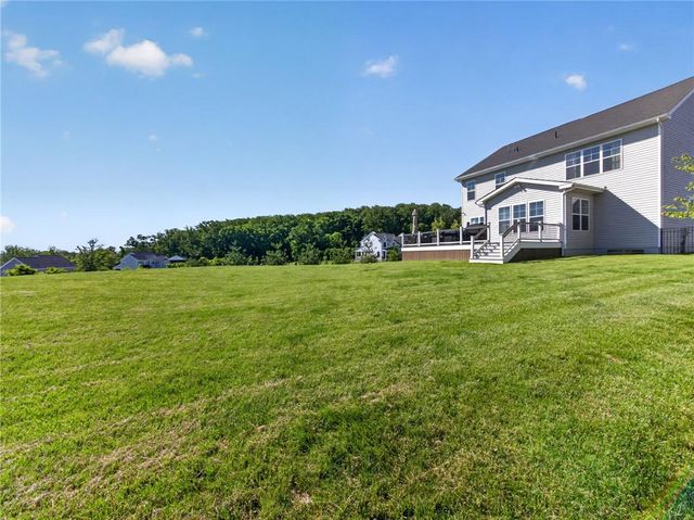 55 Alieh Court, Williams Twp, PA 18042