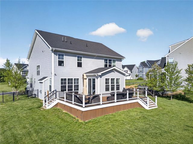 55 Alieh Court, Williams Twp, PA 18042