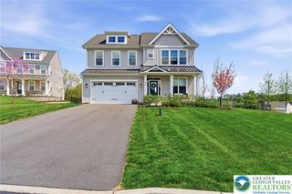 55 Alieh Court, Williams Twp, PA 18042