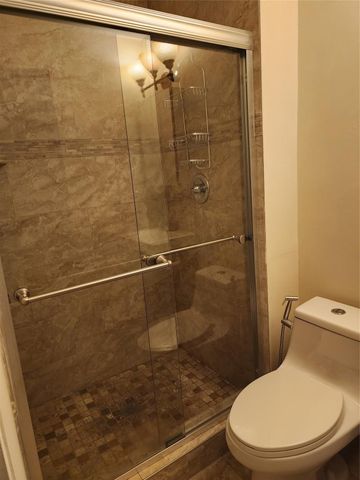 736 NW 47th Street, Deerfield Beach, FL 33064