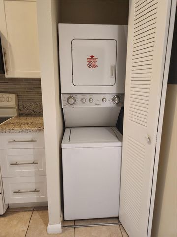 736 NW 47th Street, Deerfield Beach, FL 33064