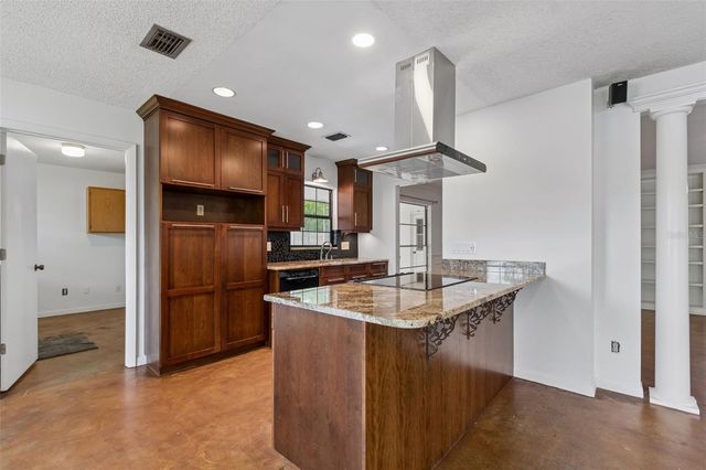 13338 LAKE GEORGE LANE, Tampa, FL 33618