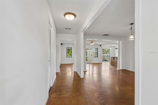 13338 LAKE GEORGE LANE, Tampa, FL 33618