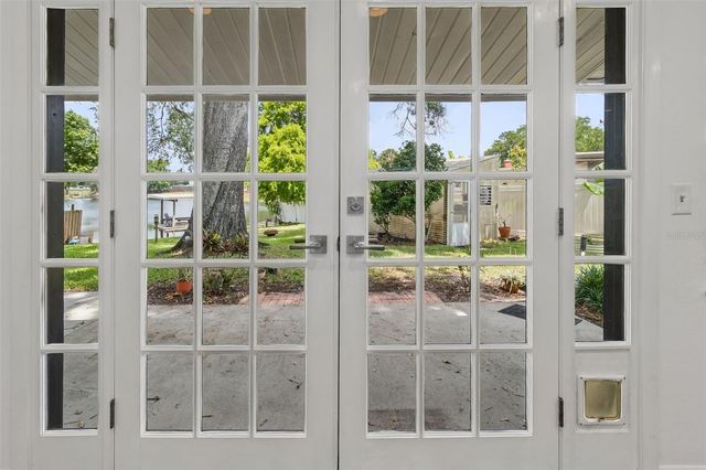 13338 LAKE GEORGE LANE, Tampa, FL 33618