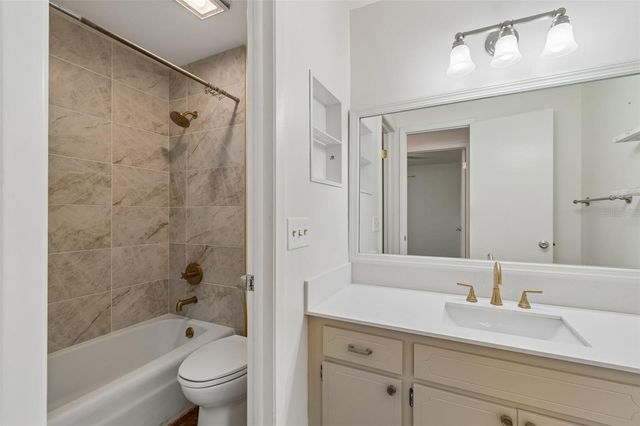 13338 LAKE GEORGE LANE, Tampa, FL 33618