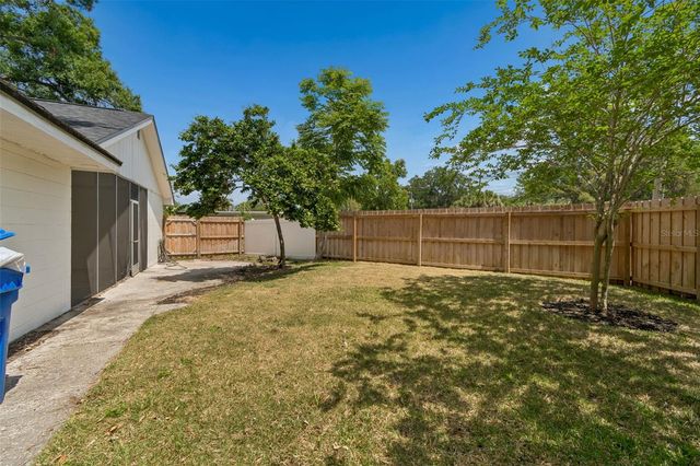 13338 LAKE GEORGE LANE, Tampa, FL 33618