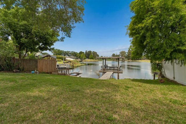 13338 LAKE GEORGE LANE, Tampa, FL 33618