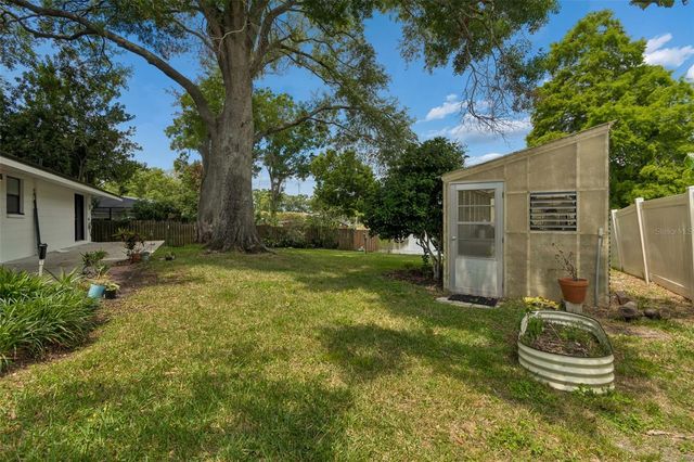 13338 LAKE GEORGE LANE, Tampa, FL 33618