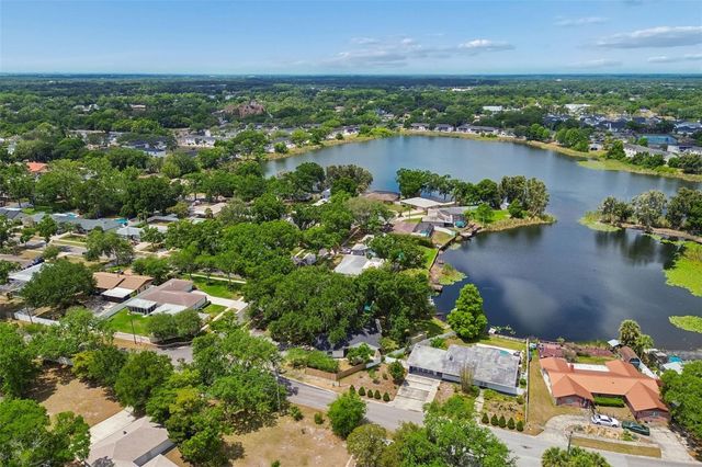 13338 LAKE GEORGE LANE, Tampa, FL 33618