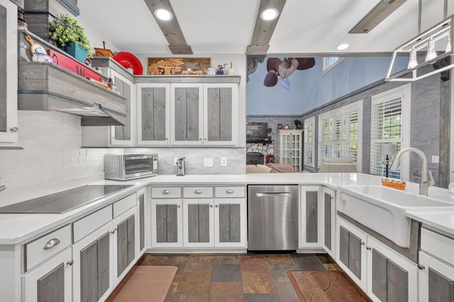 306 Quarry Rd, Mount Juliet, TN 37122