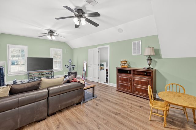 306 Quarry Rd, Mount Juliet, TN 37122