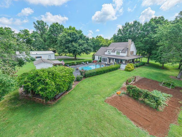 306 Quarry Rd, Mount Juliet, TN 37122