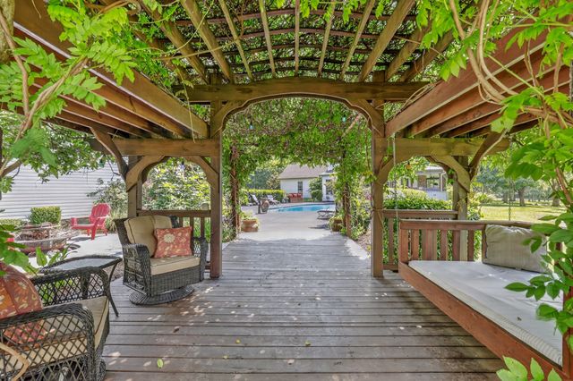 306 Quarry Rd, Mount Juliet, TN 37122