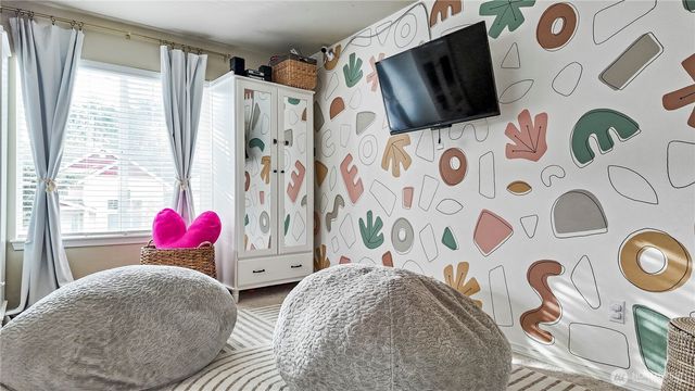 19123 205th Street E, Orting, WA 98360