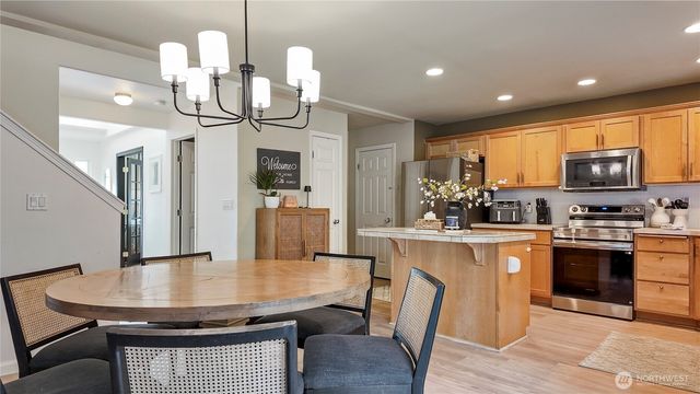 19123 205th Street E, Orting, WA 98360