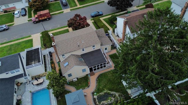 1865 Dover Road, Wantagh, NY 11793