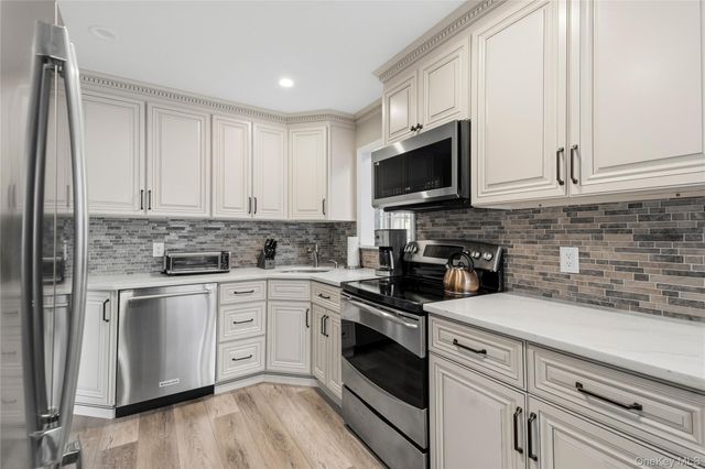 1865 Dover Road, Wantagh, NY 11793