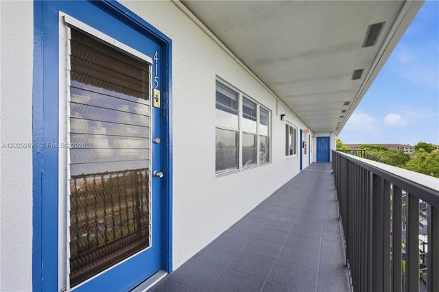 301 SW 135th Avenue 415C, Pembroke Pines, FL 33027