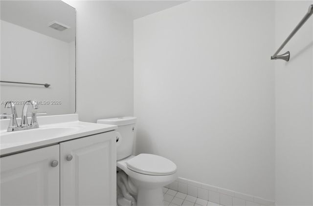 301 SW 135th Avenue 415C, Pembroke Pines, FL 33027