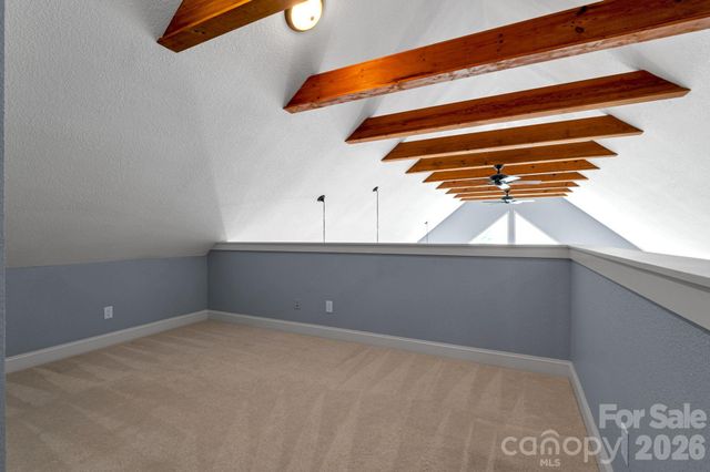 291 N Crab Meadow Drive, Hendersonville, NC 28739