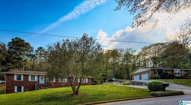 1409 FAIRMONT ROAD, Sylacauga, AL 35150