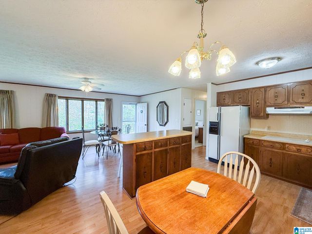 1409 FAIRMONT ROAD, Sylacauga, AL 35150