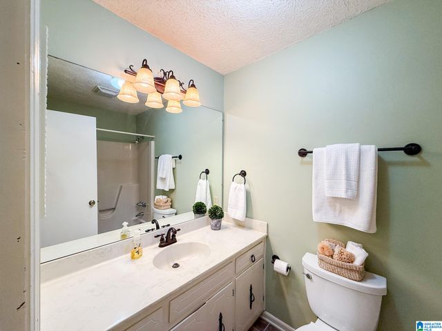 1409 FAIRMONT ROAD, Sylacauga, AL 35150