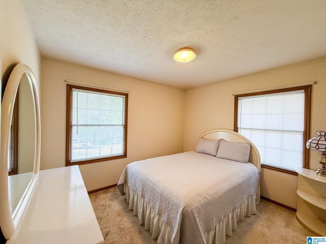 1409 FAIRMONT ROAD, Sylacauga, AL 35150