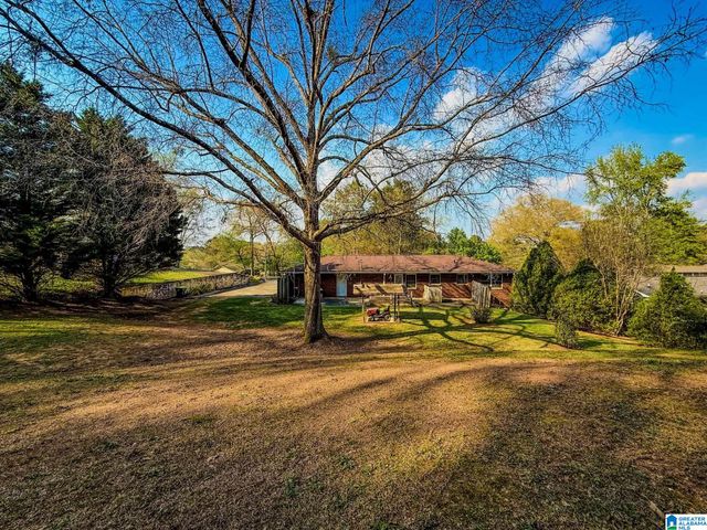 1409 FAIRMONT ROAD, Sylacauga, AL 35150