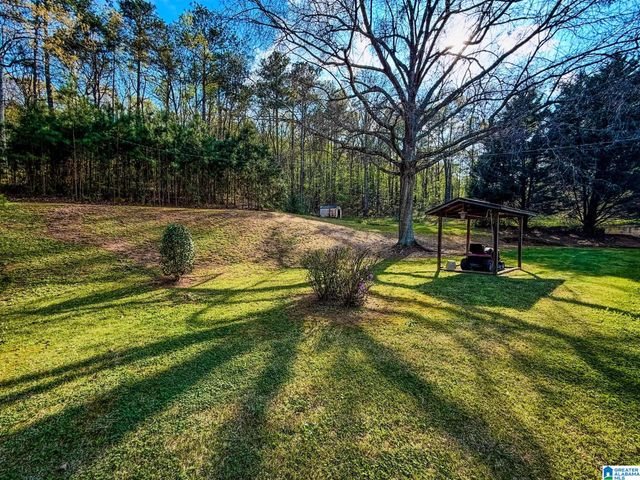 1409 FAIRMONT ROAD, Sylacauga, AL 35150