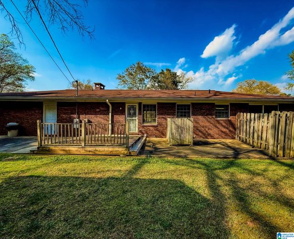 1409 FAIRMONT ROAD, Sylacauga, AL 35150