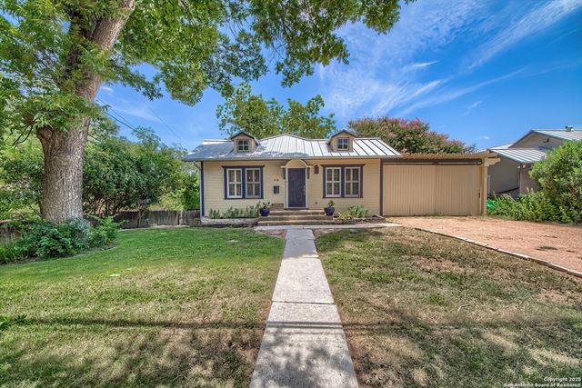 410 Kokomo, Alamo Heights, TX 78209
