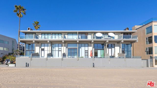 6 Voyage Street 101, Marina Del Rey, CA 90292
