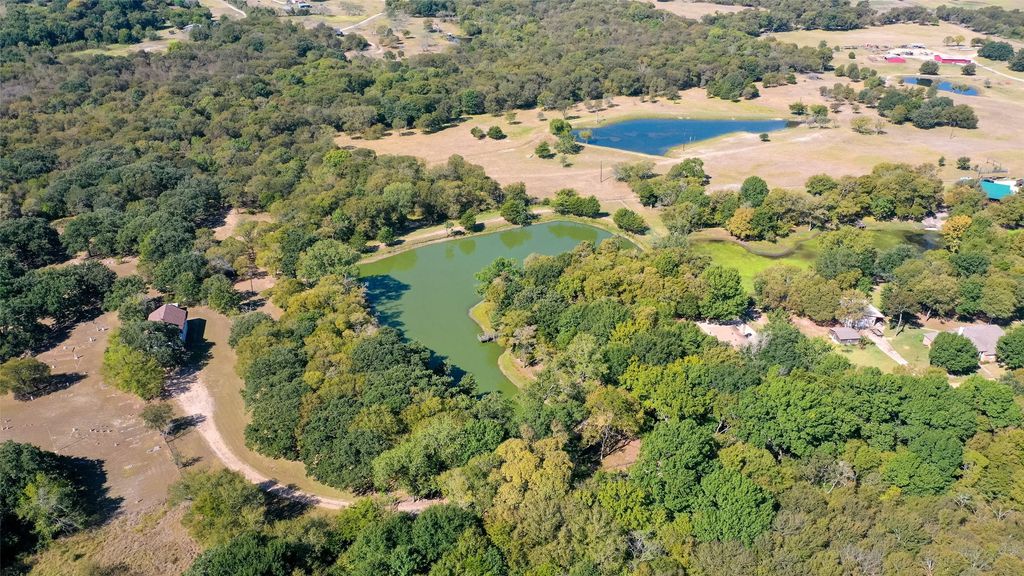 224 Telico Cemetery Road, Ennis, TX 75119