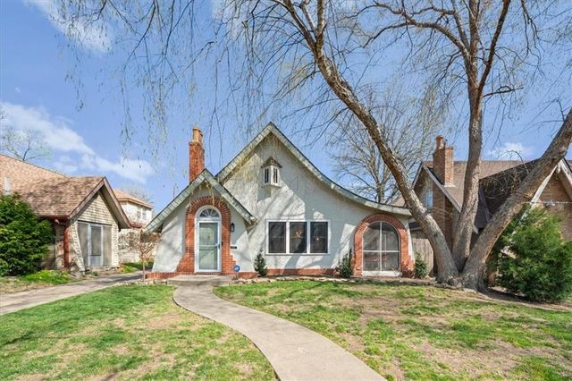 26 E 70th Terrace, Kansas City, MO 64113