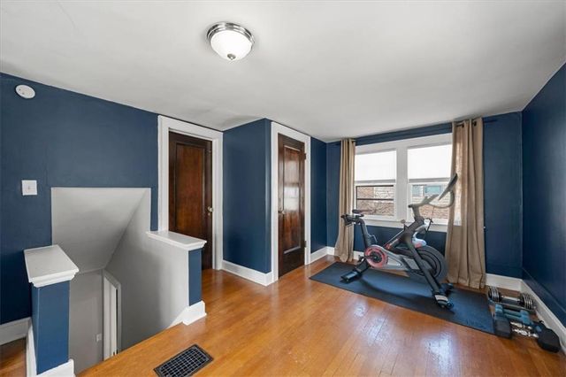 26 E 70th Terrace, Kansas City, MO 64113