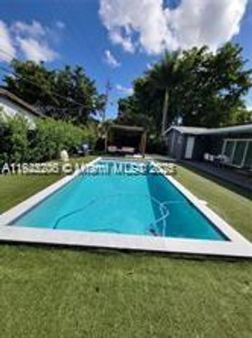 12125 NE 2nd Ave, North Miami, FL 33161