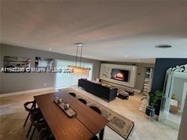 12125 NE 2nd Ave, North Miami, FL 33161