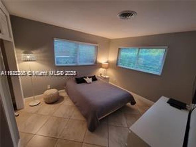 12125 NE 2nd Ave, North Miami, FL 33161