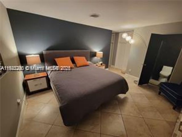 12125 NE 2nd Ave, North Miami, FL 33161