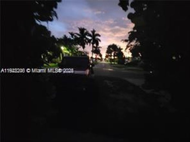 12125 NE 2nd Ave, North Miami, FL 33161