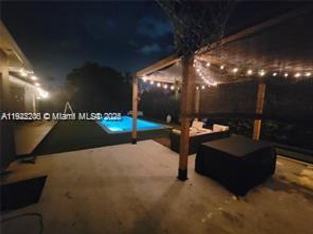 12125 NE 2nd Ave, North Miami, FL 33161