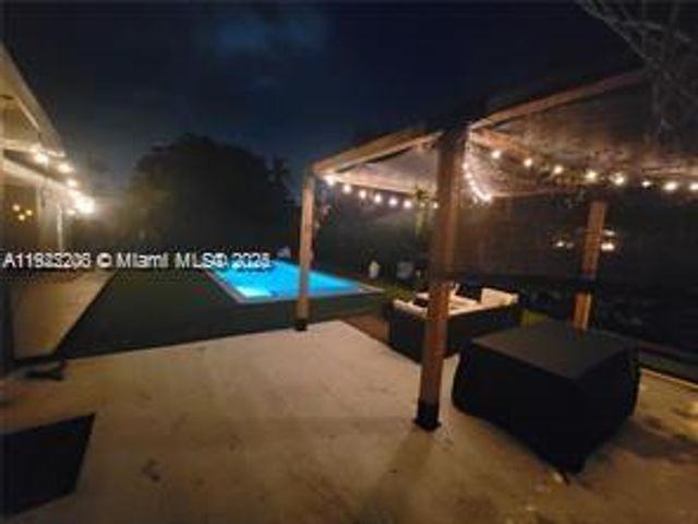 12125 NE 2nd Ave, North Miami, FL 33161