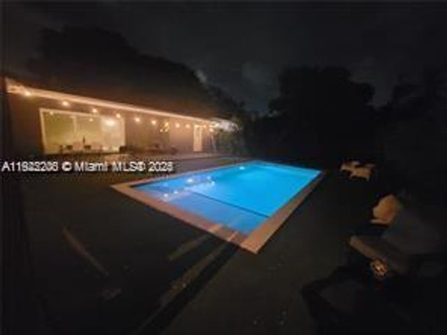 12125 NE 2nd Ave, North Miami, FL 33161