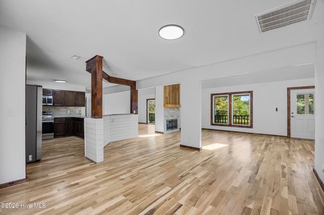 3126 Tradewinds Avenue SW, Supply, NC 28462