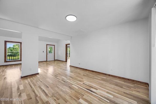 3126 Tradewinds Avenue SW, Supply, NC 28462